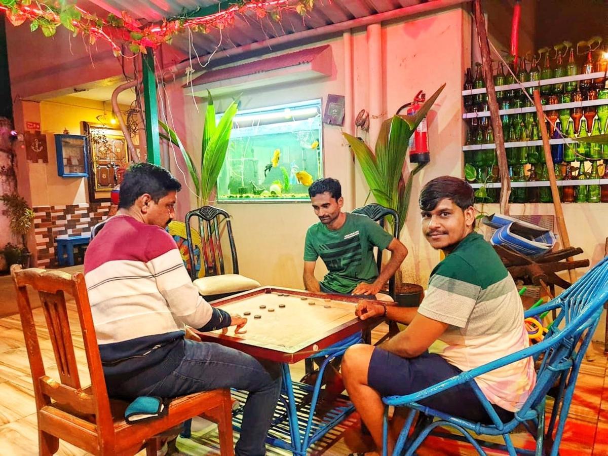 Dream Vision Guest House Diu Bagian luar foto
