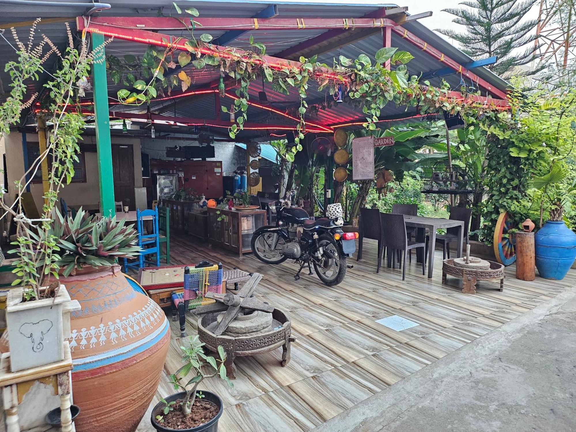 Dream Vision Guest House Diu Bagian luar foto